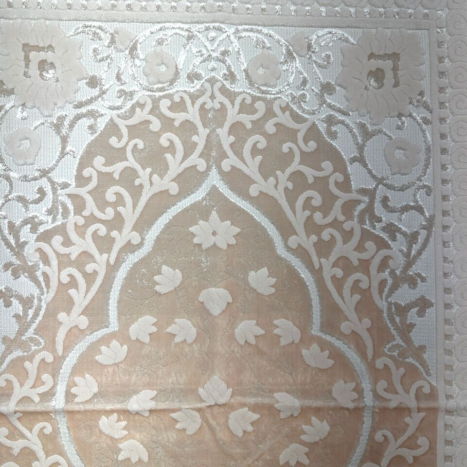 Velvet Prayer Rug - Pink - Image 3