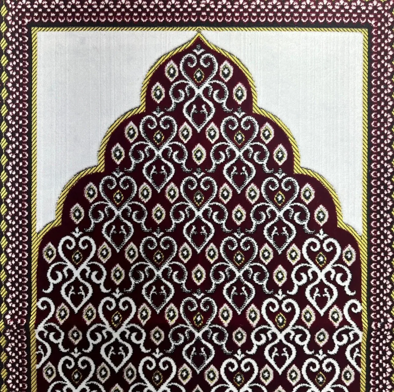 Wide Prayer Rug - White/Maroon - Image 3